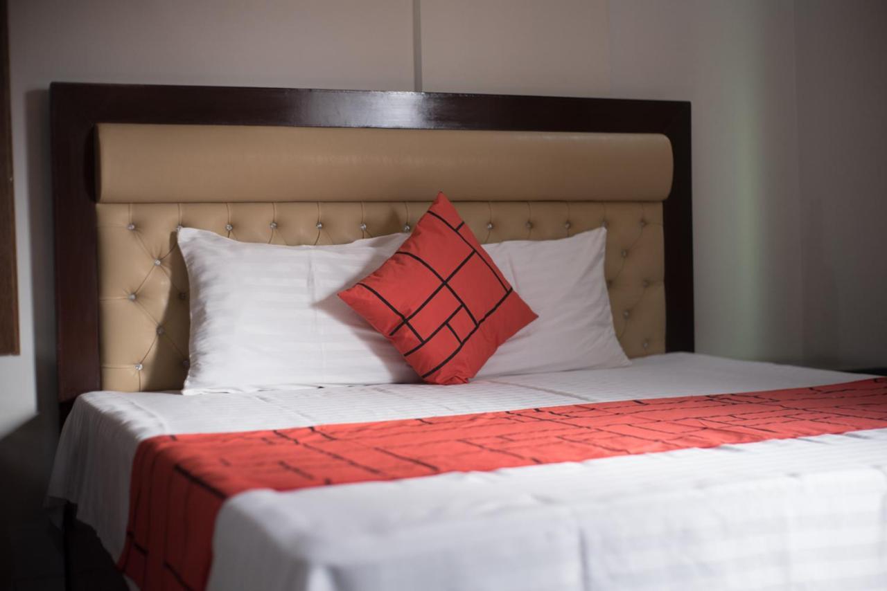 Goho Rooms Badar Karachi Extérieur photo