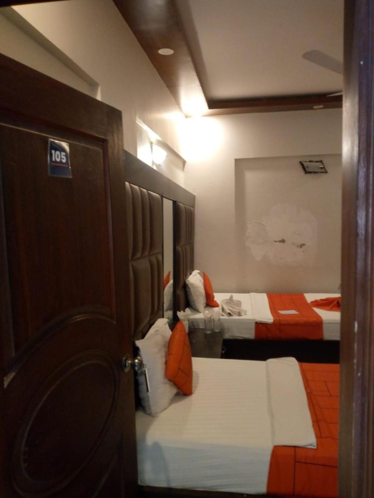 Goho Rooms Badar Karachi Extérieur photo