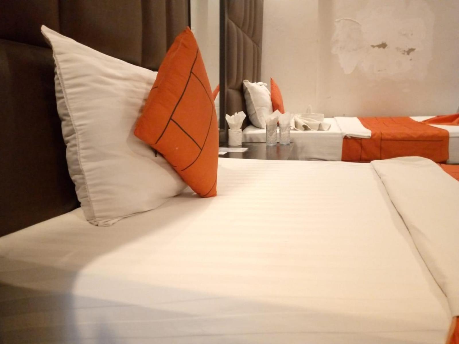 Goho Rooms Badar Karachi Extérieur photo