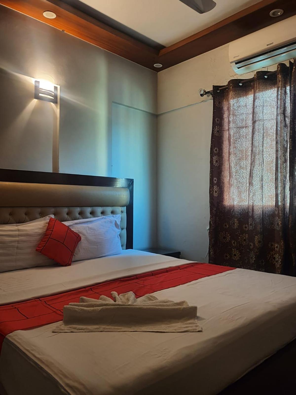 Goho Rooms Badar Karachi Extérieur photo