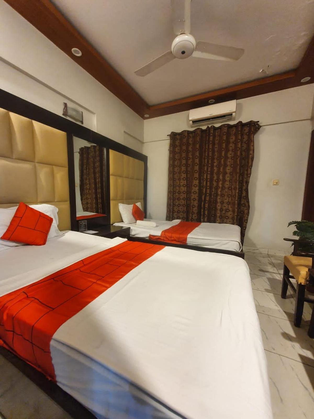 Goho Rooms Badar Karachi Extérieur photo