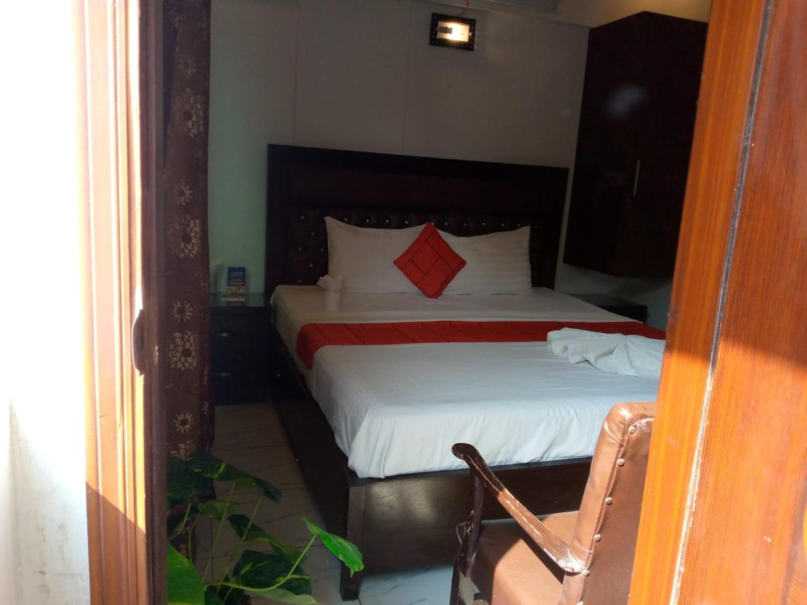 Goho Rooms Badar Karachi Extérieur photo