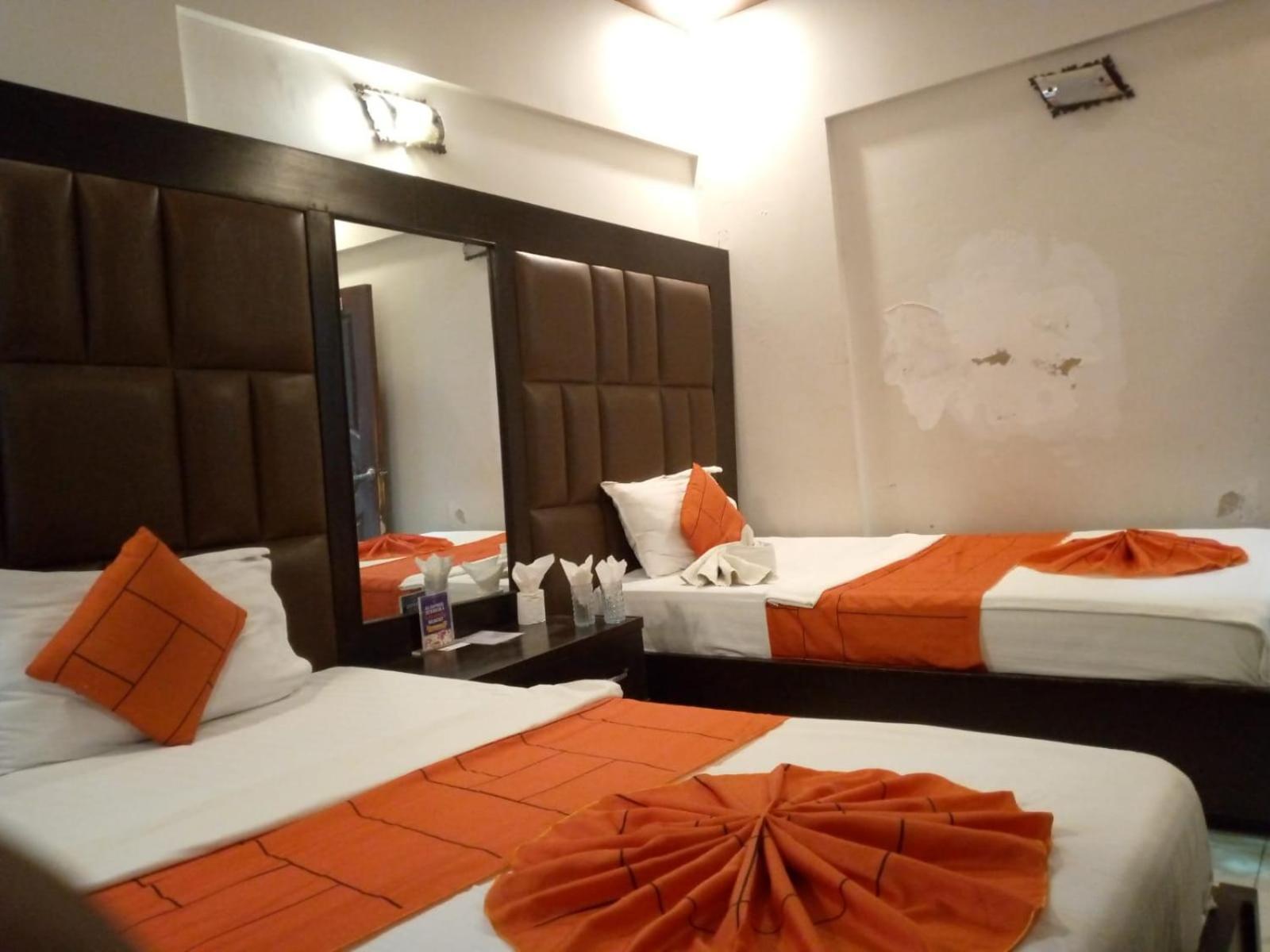 Goho Rooms Badar Karachi Extérieur photo