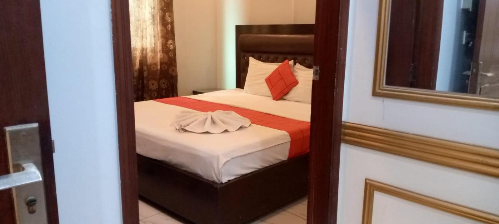 Goho Rooms Badar Karachi Extérieur photo