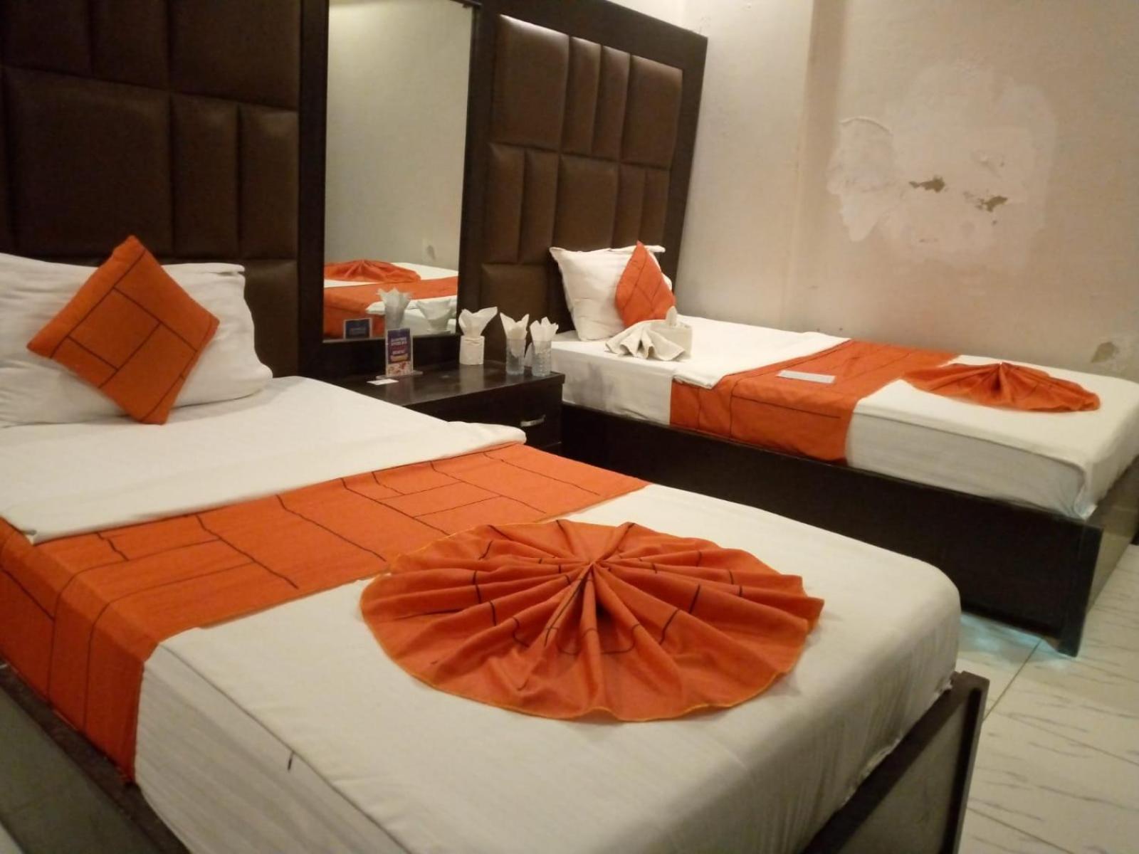 Goho Rooms Badar Karachi Extérieur photo