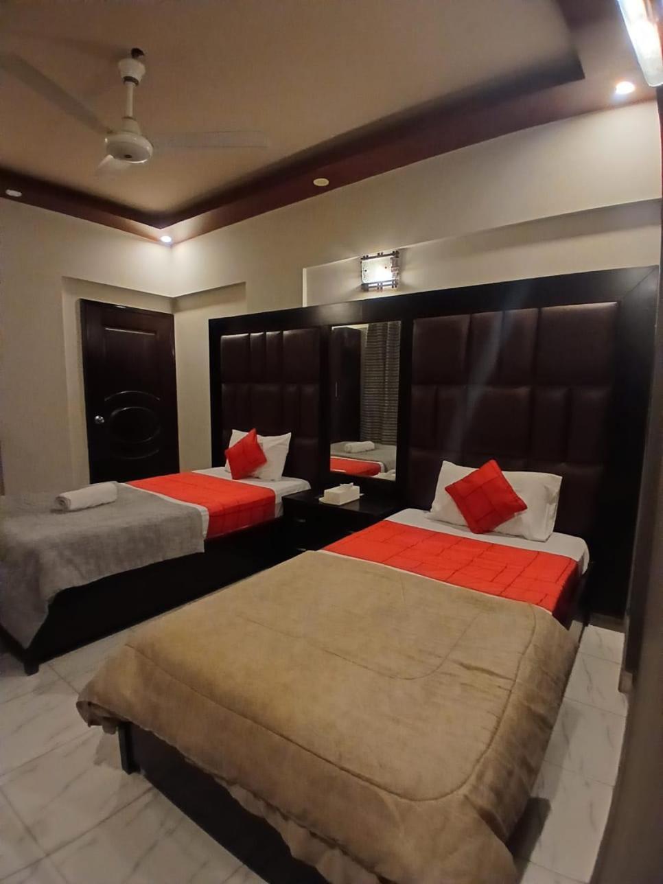 Goho Rooms Badar Karachi Extérieur photo