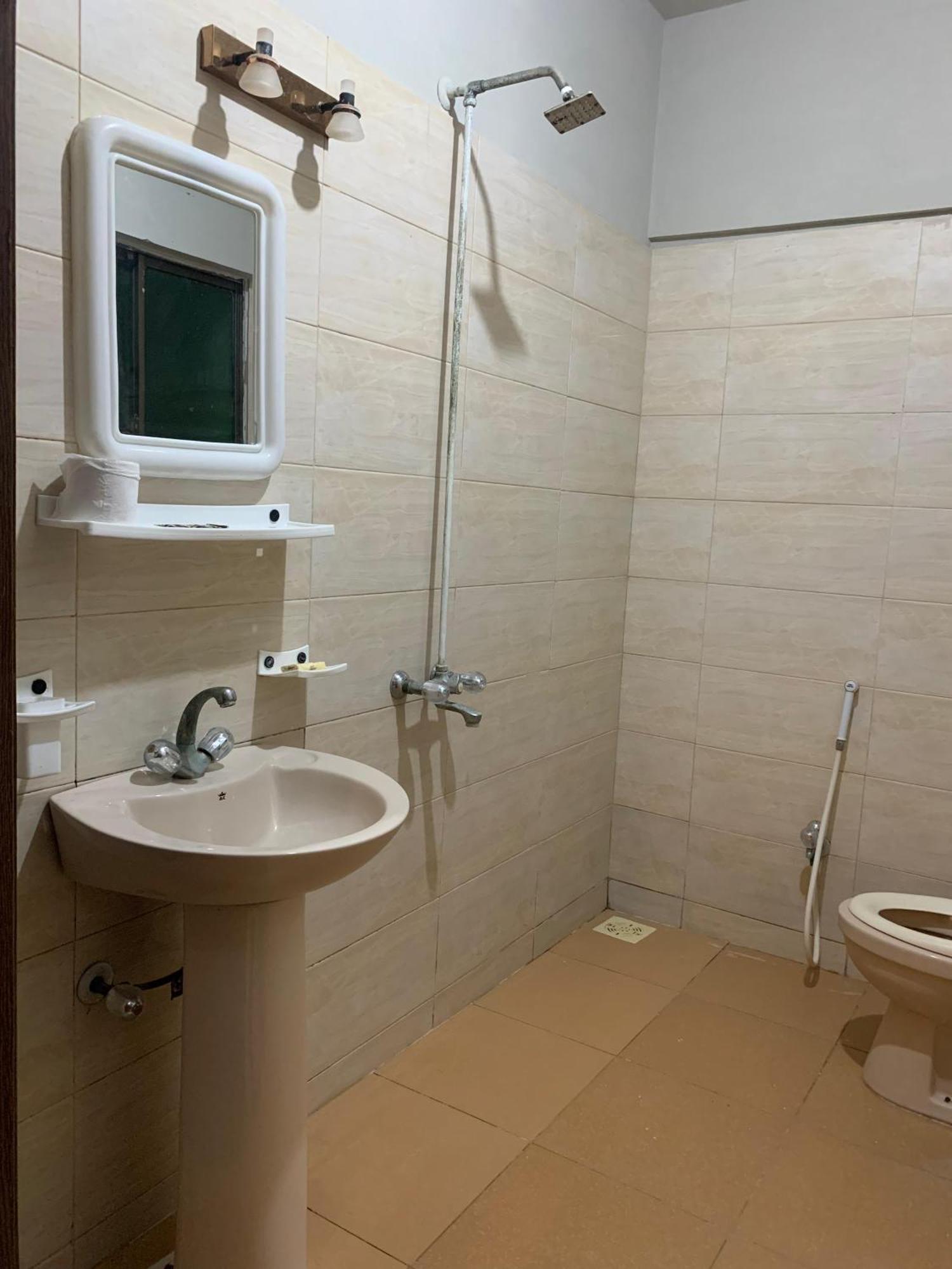 Goho Rooms Badar Karachi Extérieur photo